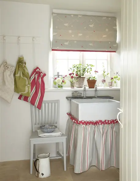 homemade roman blinds dawn courus in oundle stamford northamptonshire